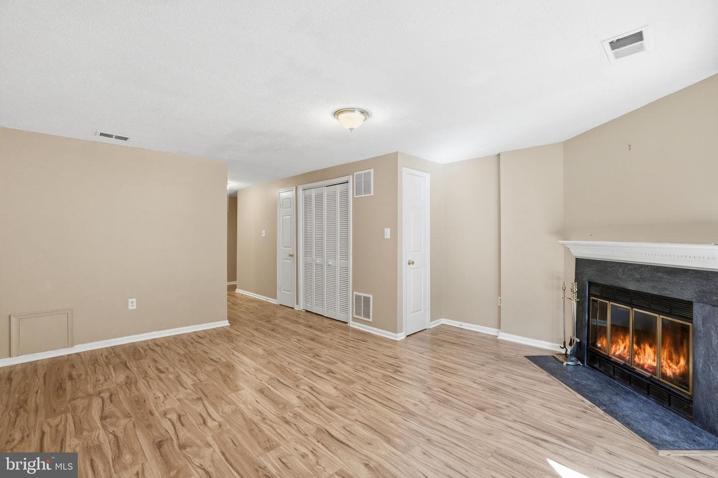 6467 Brick Hearth Court photo 17