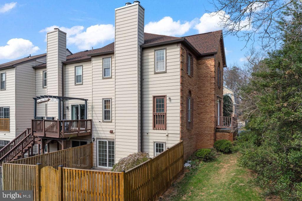 2851 Yarn Court photo 56