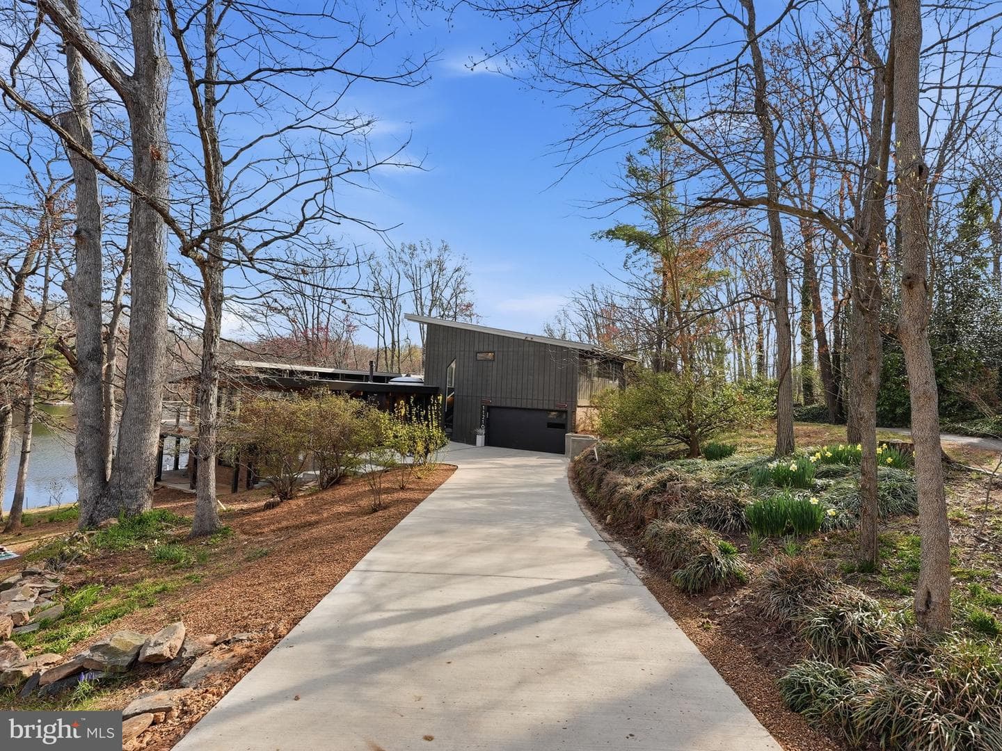11216 S Shore Road photo 2
