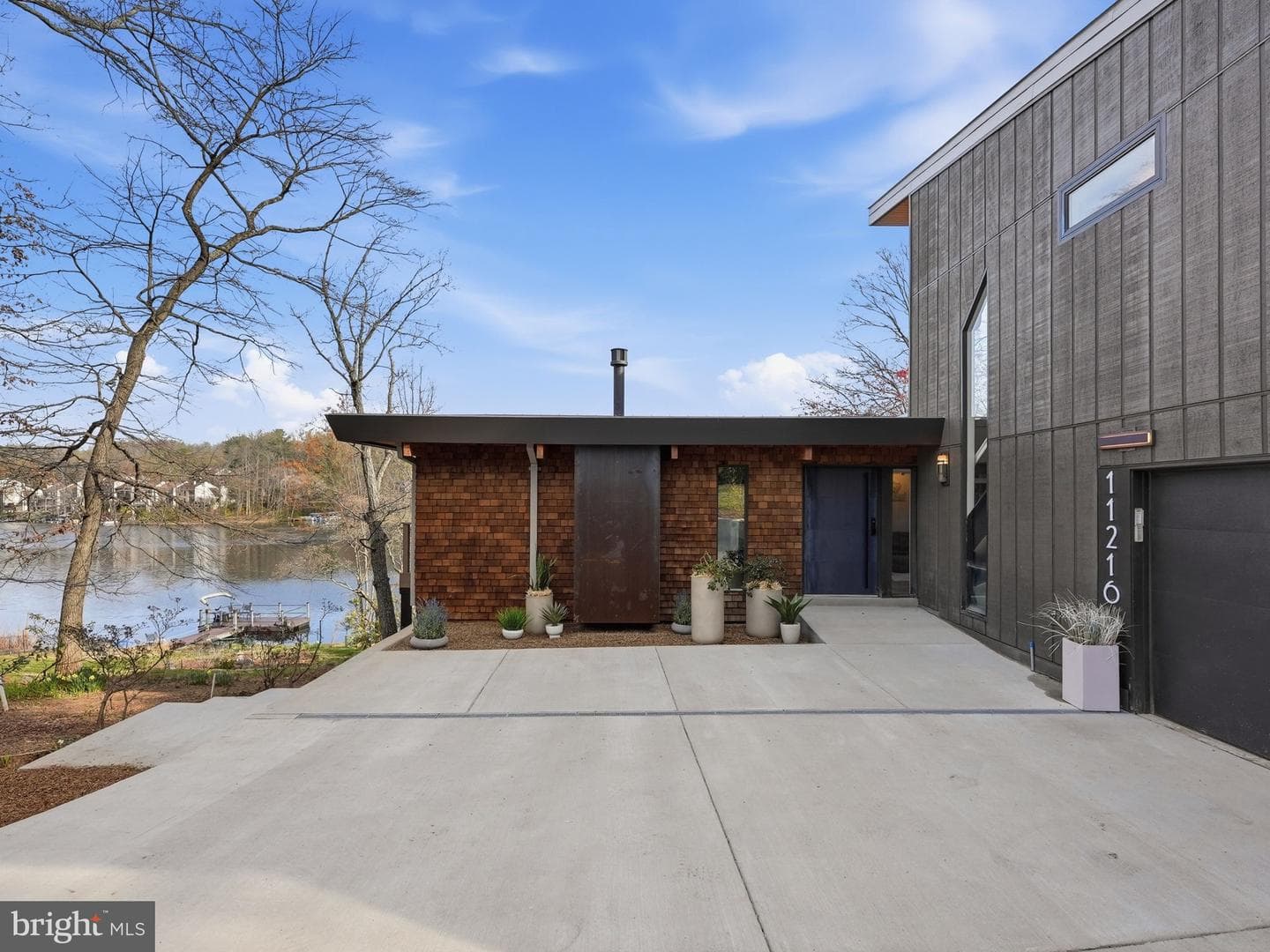 11216 S Shore Road photo 3