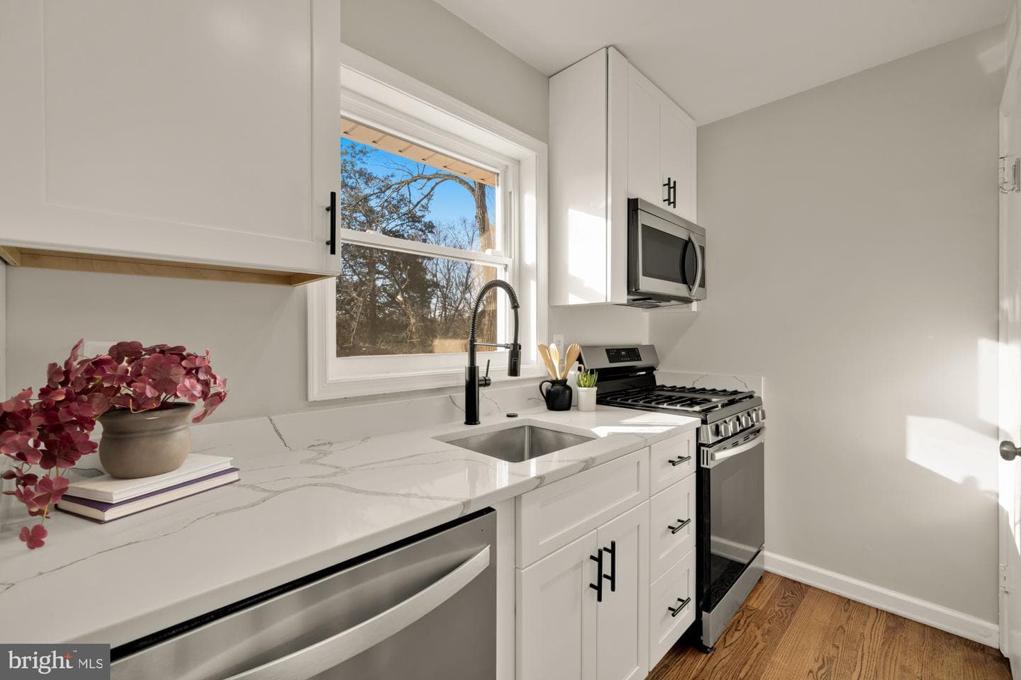6112 Paulonia Road photo 12