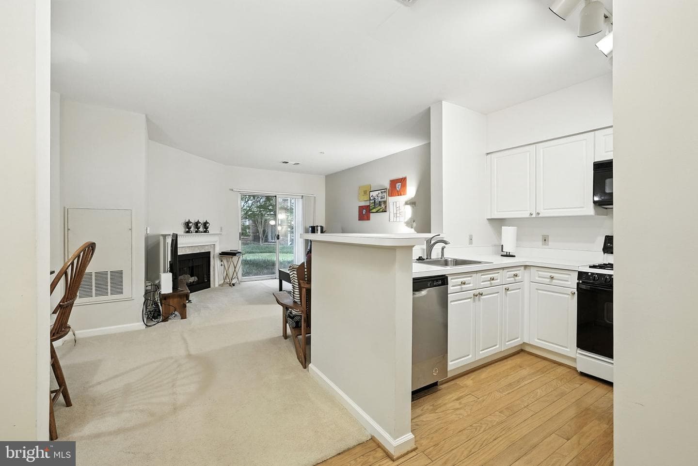 2204 Westcourt Lane #109 photo 8