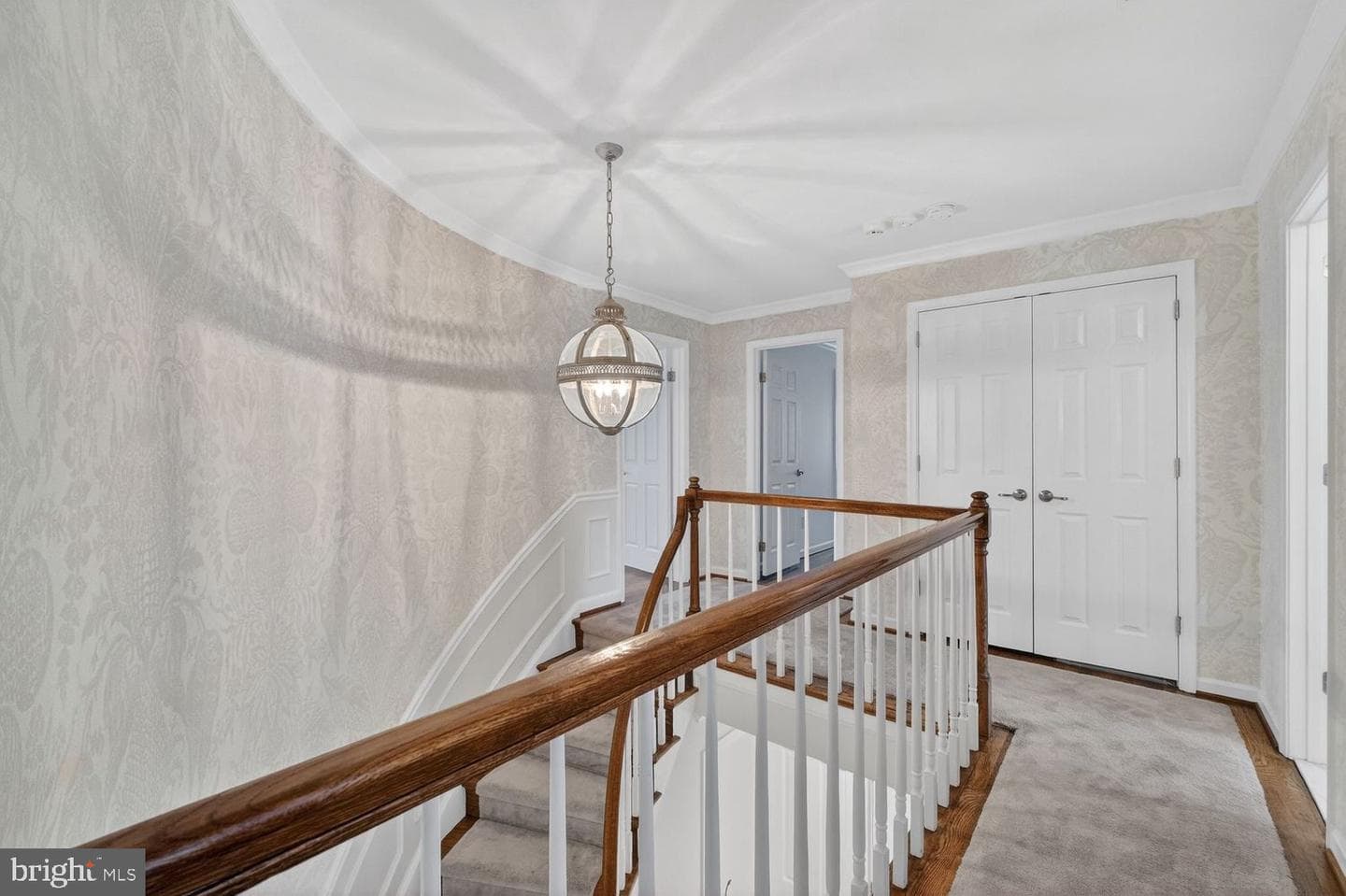 1205 Suffield Drive photo 24