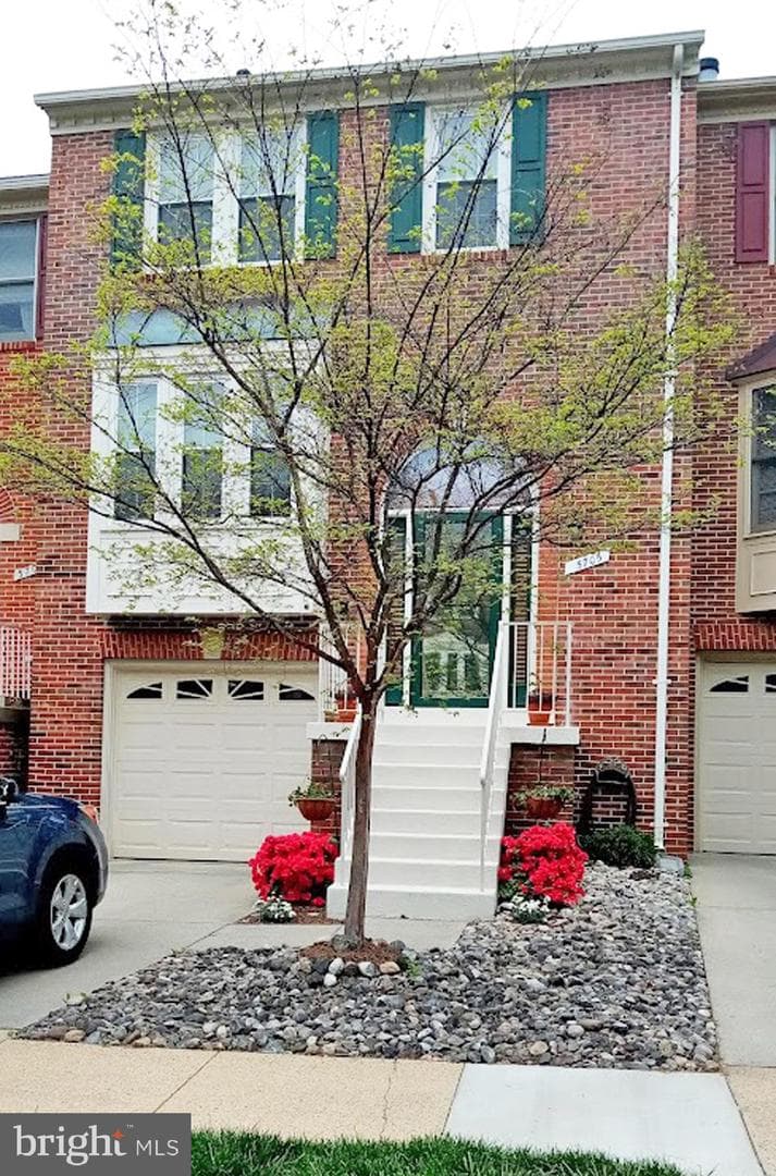 5705 Wood Creek Lane photo 3