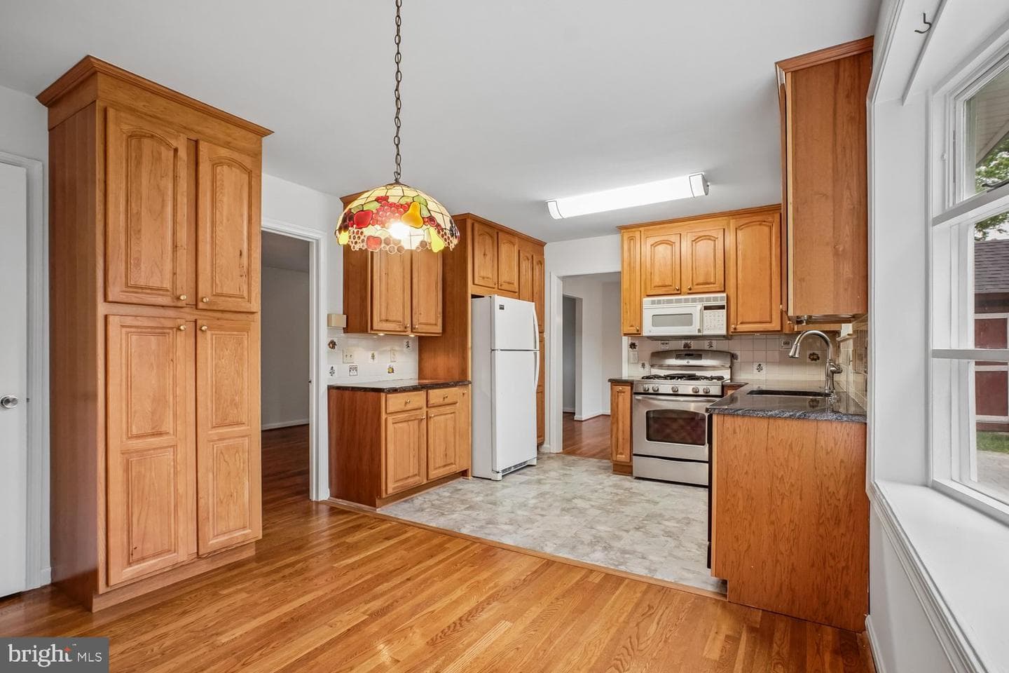 8933 Burke Lake Road photo 16