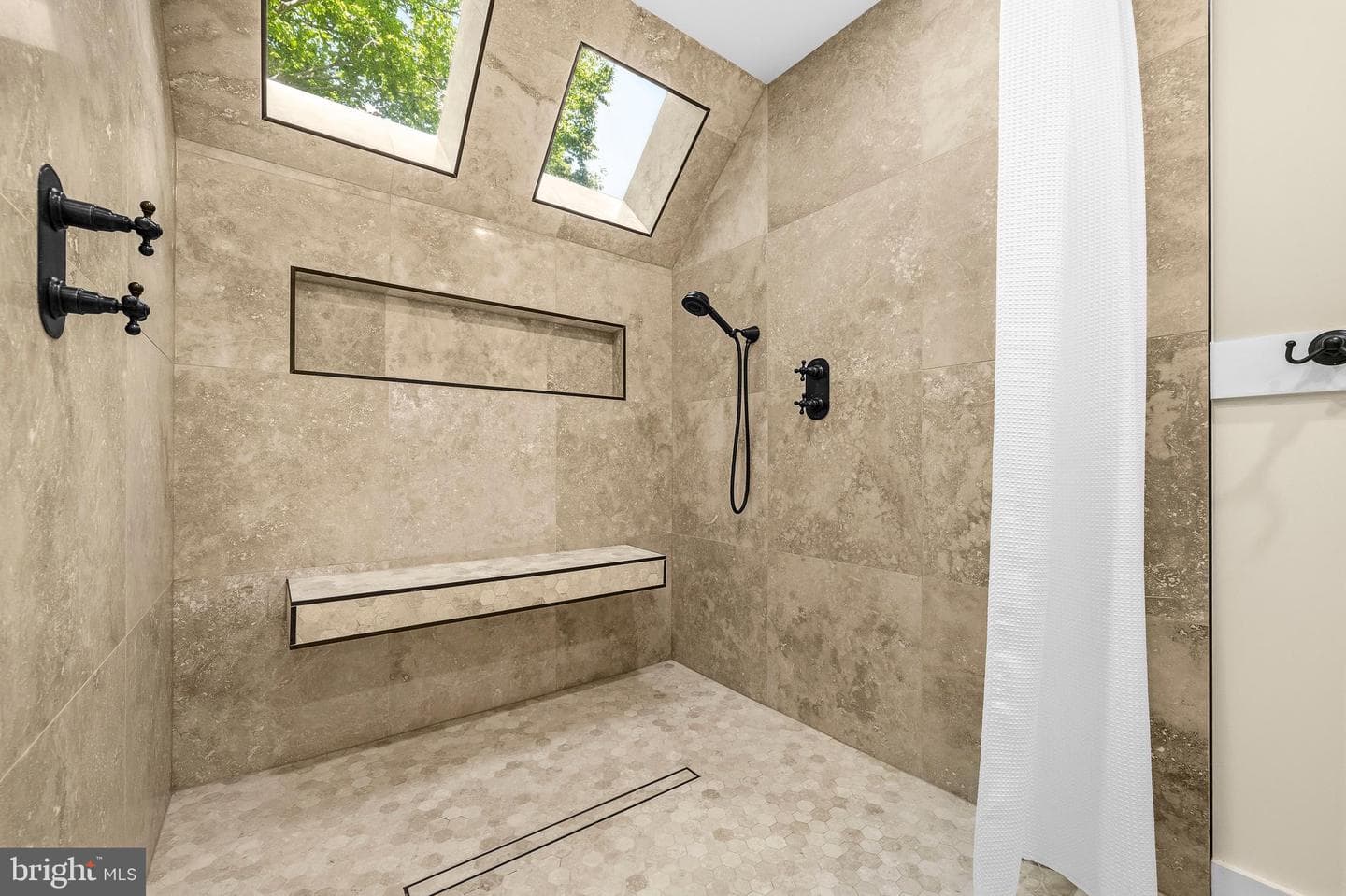 7412 Brian Run Court photo 28