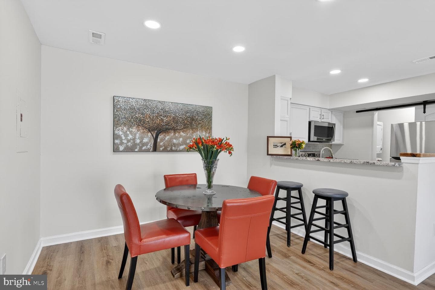 6912 Mary Caroline Circle #j photo 8
