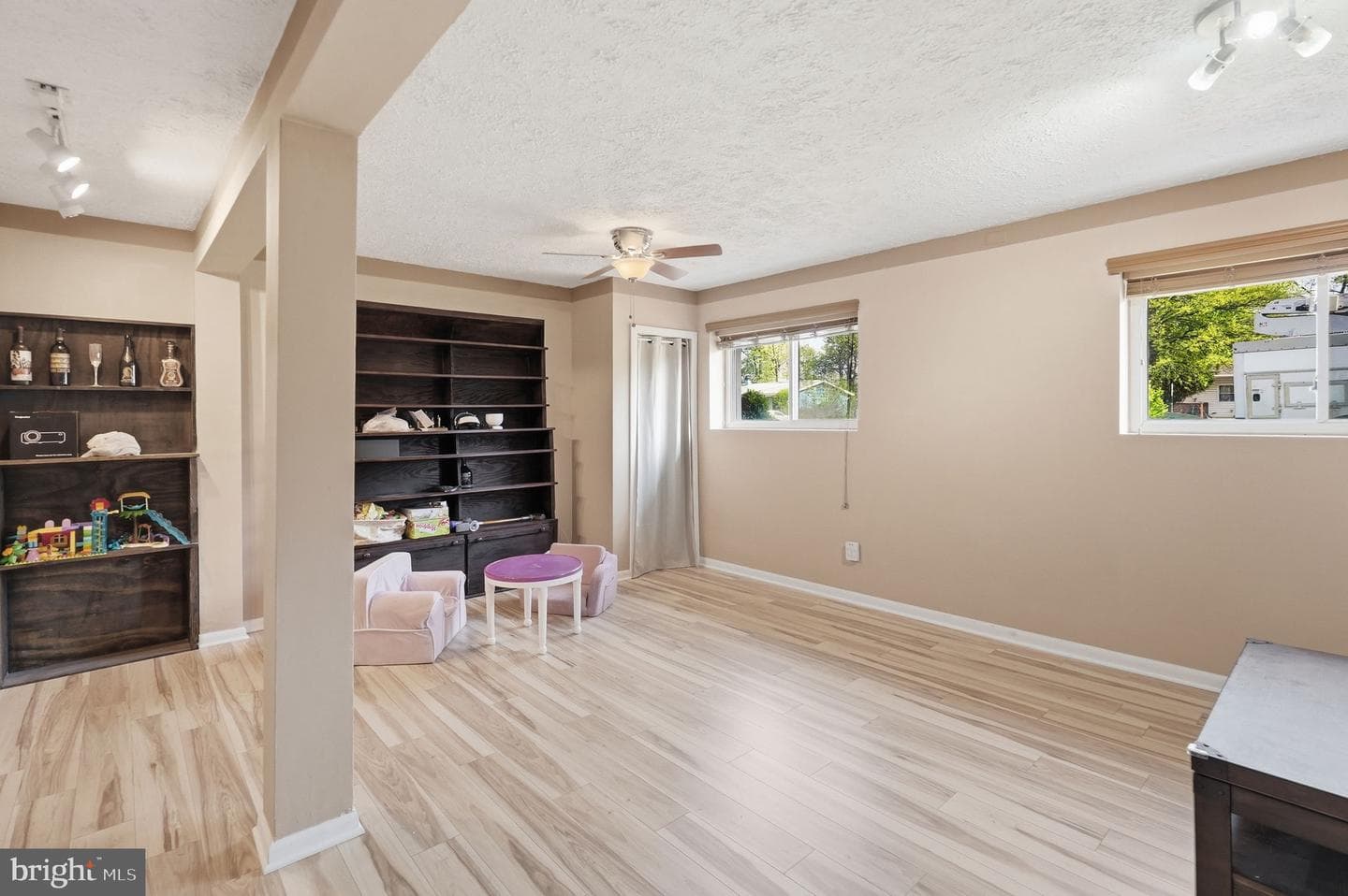 6614 Stagecoach Street photo 12
