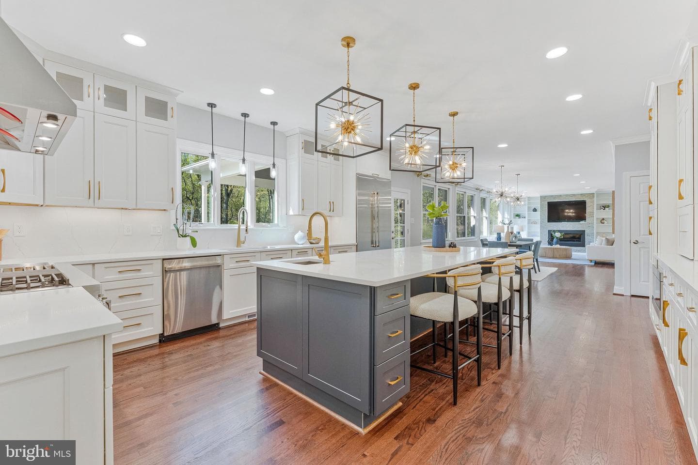 8611 Brook Road photo 18