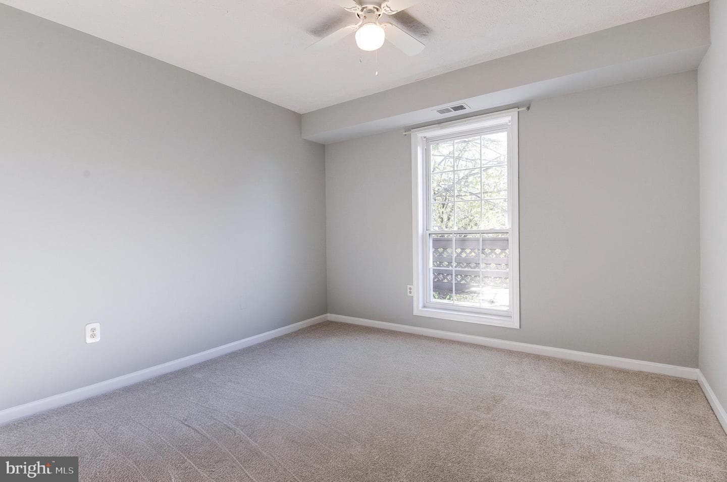10087 Oakton Terrace Road photo 24