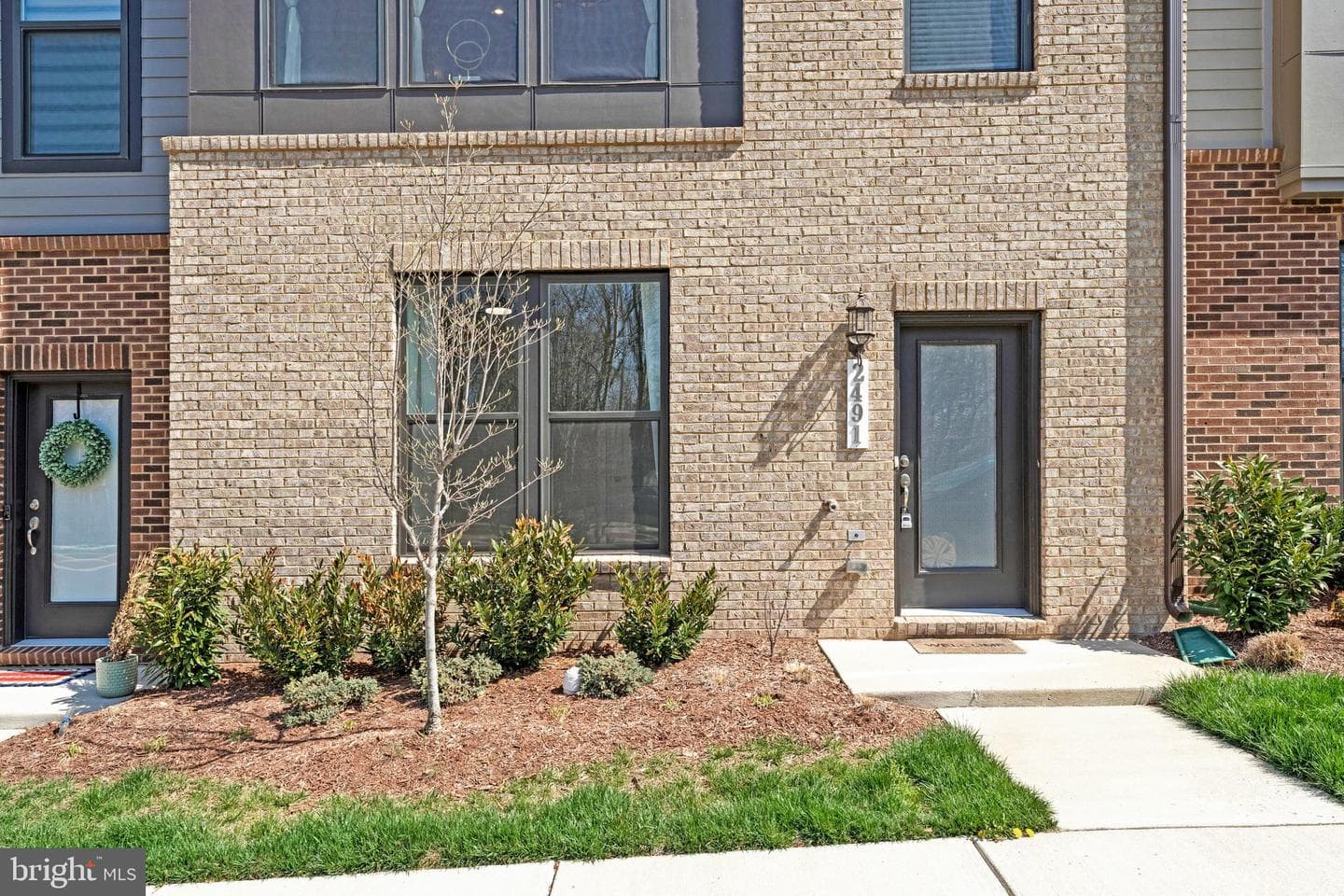 2491 Liberty Loop photo 4