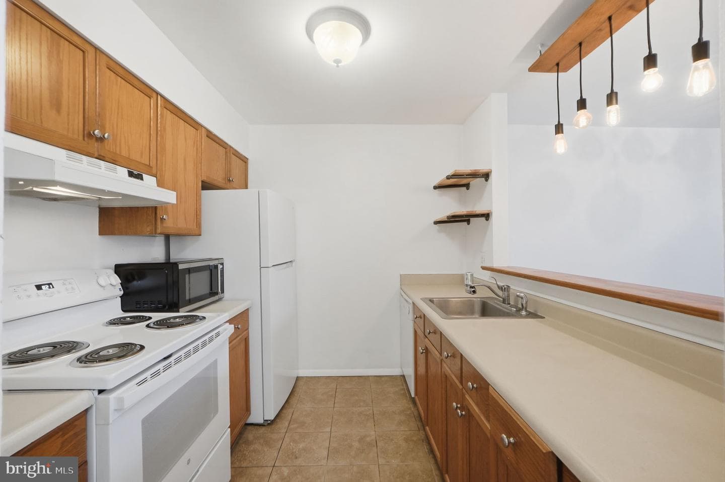 3914 Woodhue Place #6 photo 11