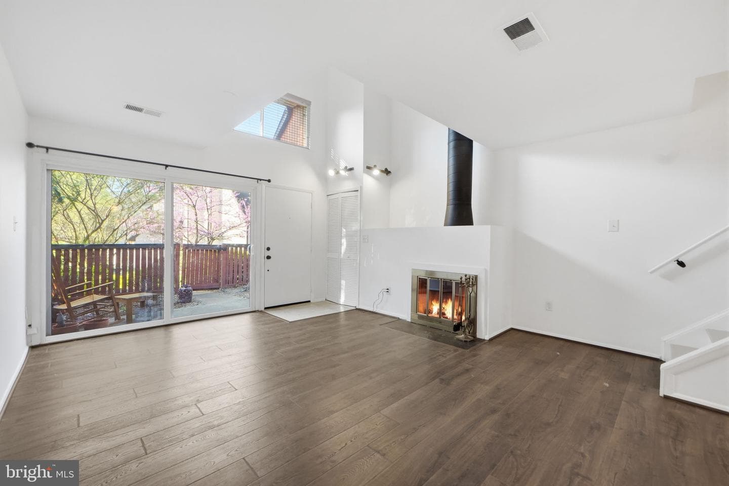 3914 Woodhue Place #6 photo 5