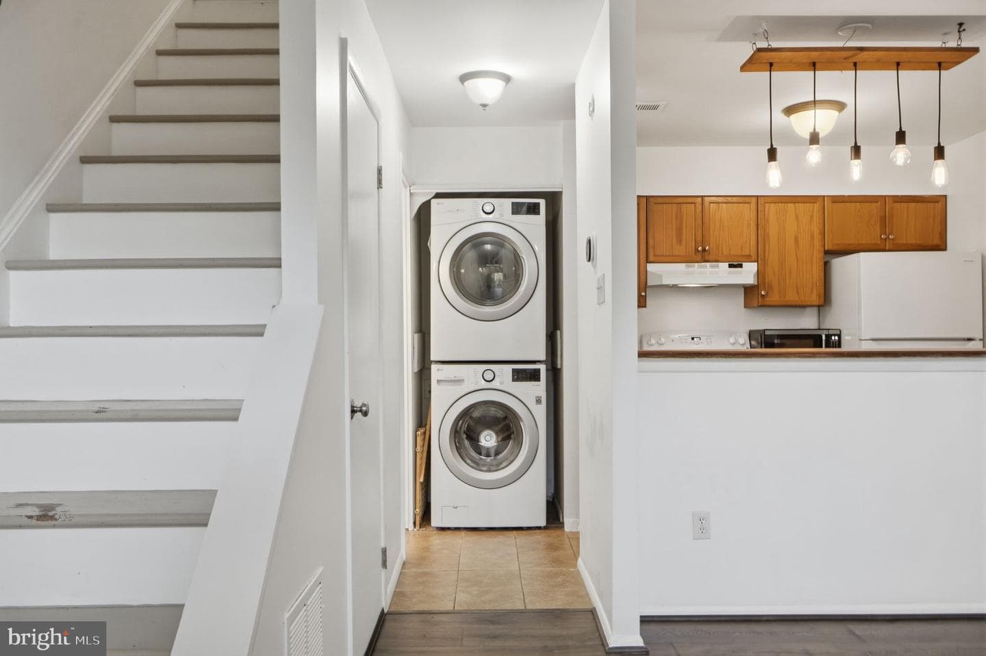 3914 Woodhue Place #6 photo 7
