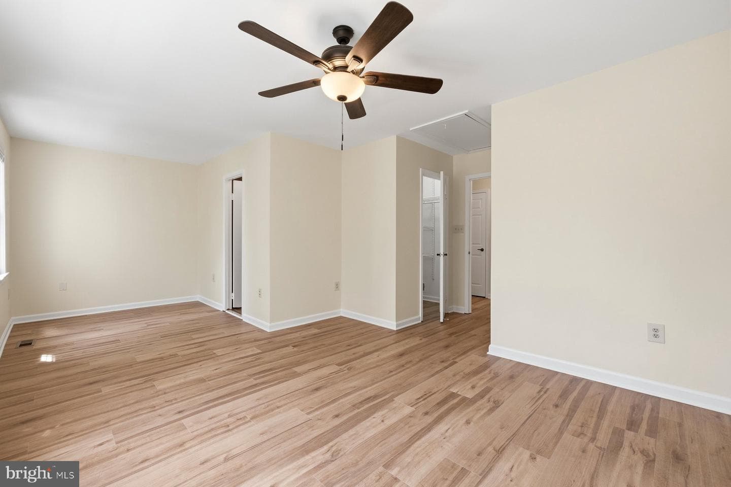8955 Omega Court photo 15