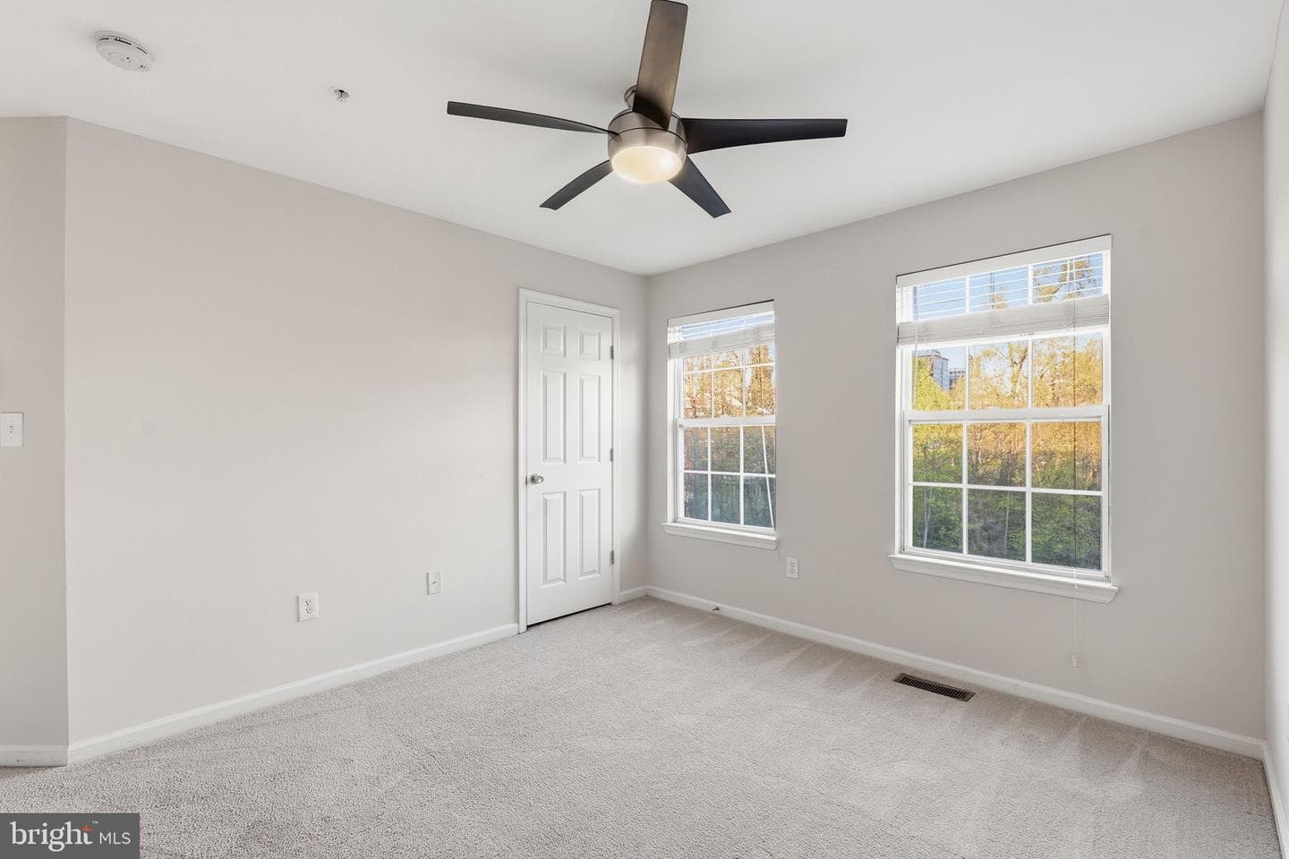 1881 Crescent Park Drive photo 38
