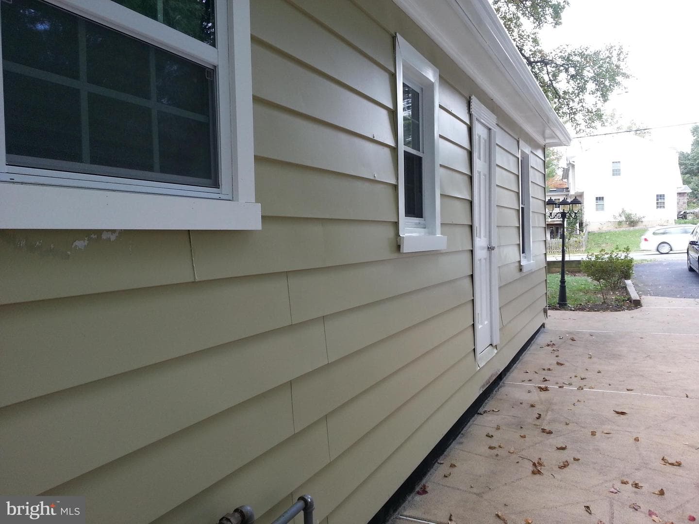 2063 Woodford Road photo 4