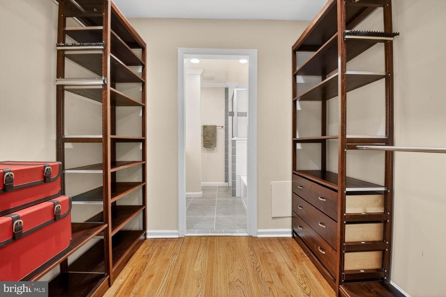 8503 Forrester Boulevard photo 28