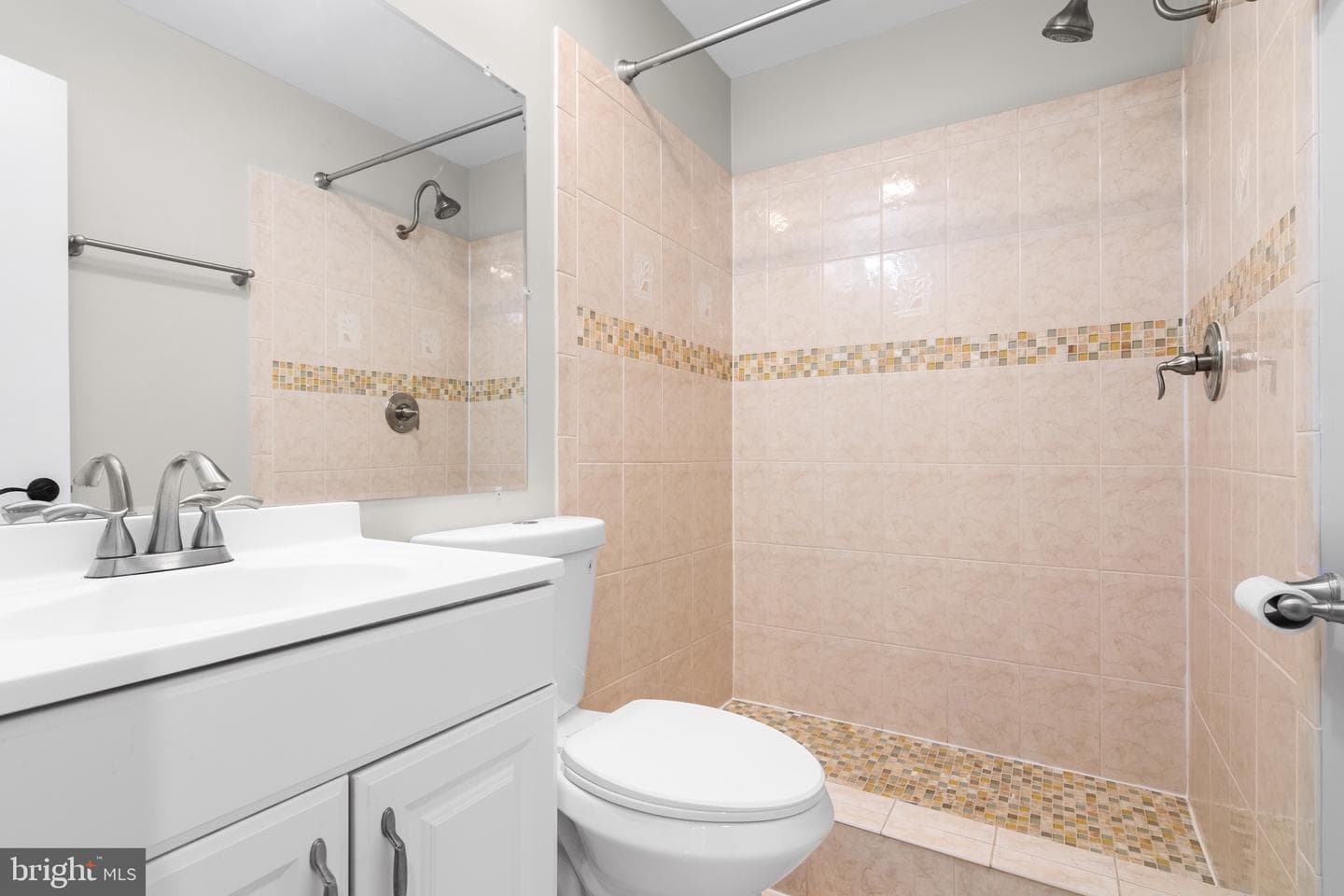 4727 Exeter Street photo 16