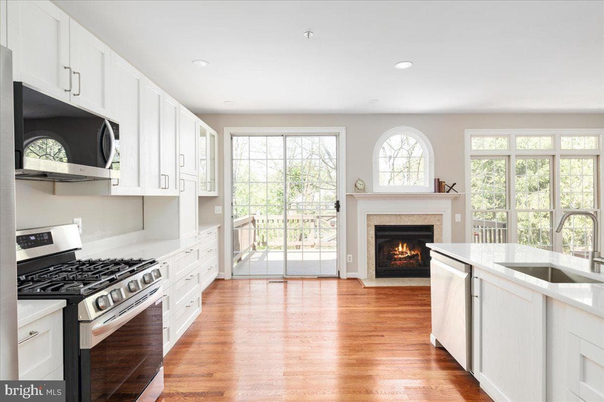 9602 Lagersfield Circle photo 16
