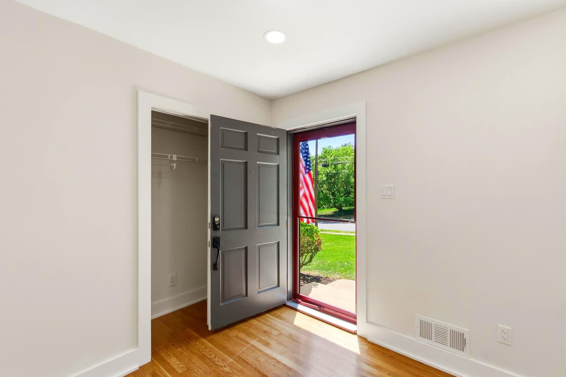 7708 Jansen Drive photo 3