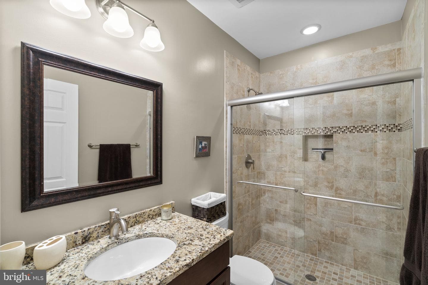 9323 Castle Hill Road photo 73