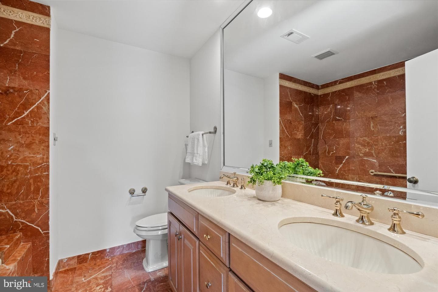 6212 Nethercombe Court photo 42