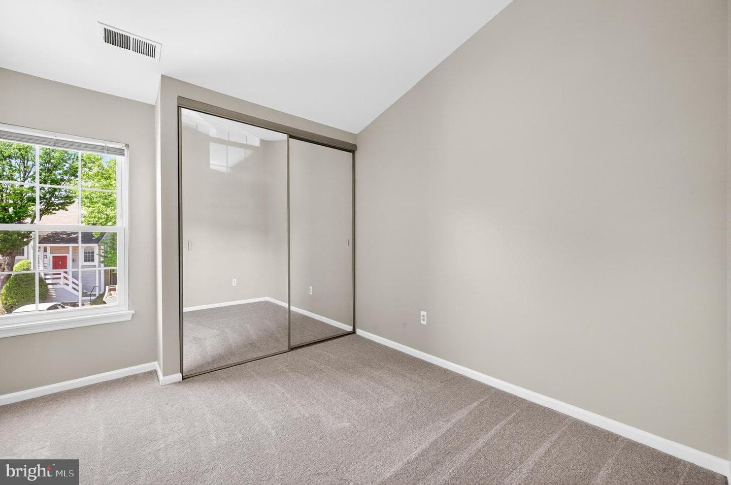 2846 Yarling Court #2846 photo 21