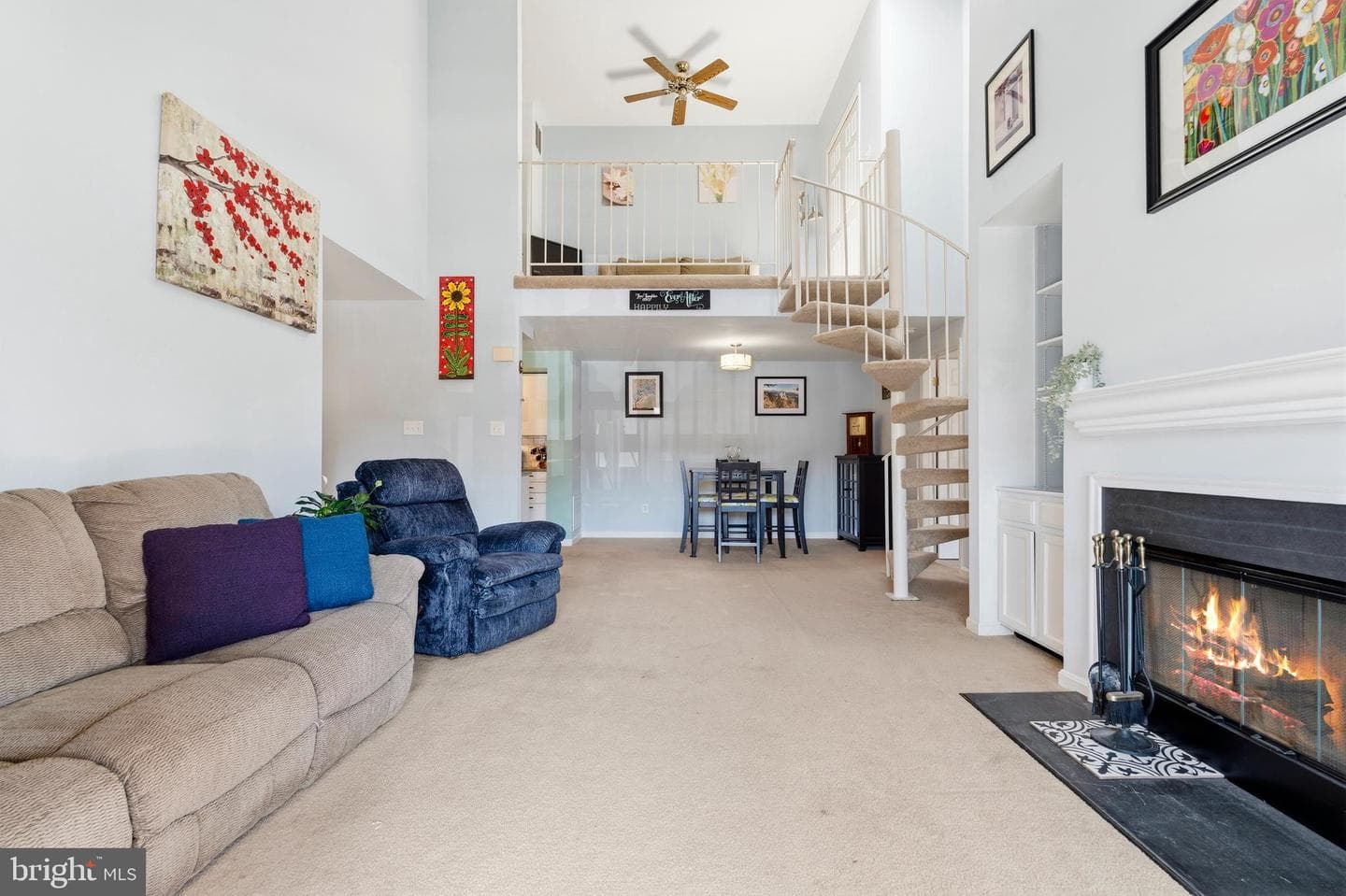 6060 Essex House Square photo 5
