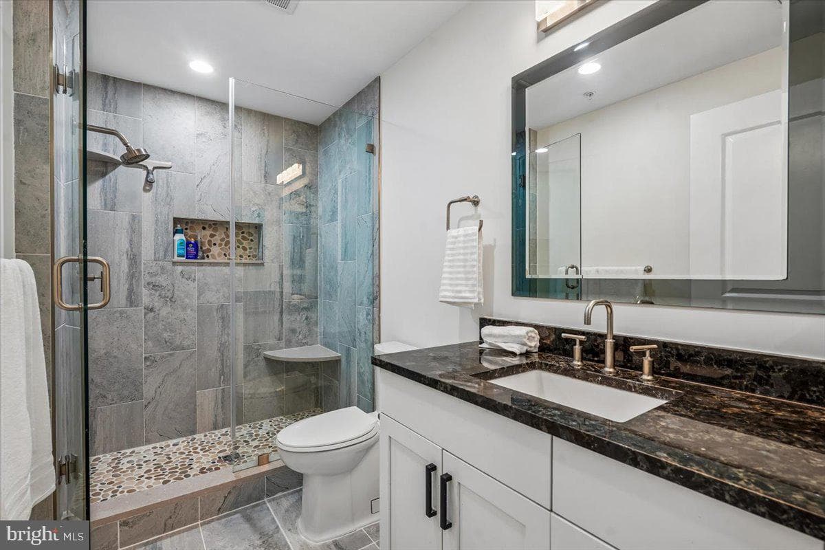 8220 Crestwood Heights Drive #1603 photo 13