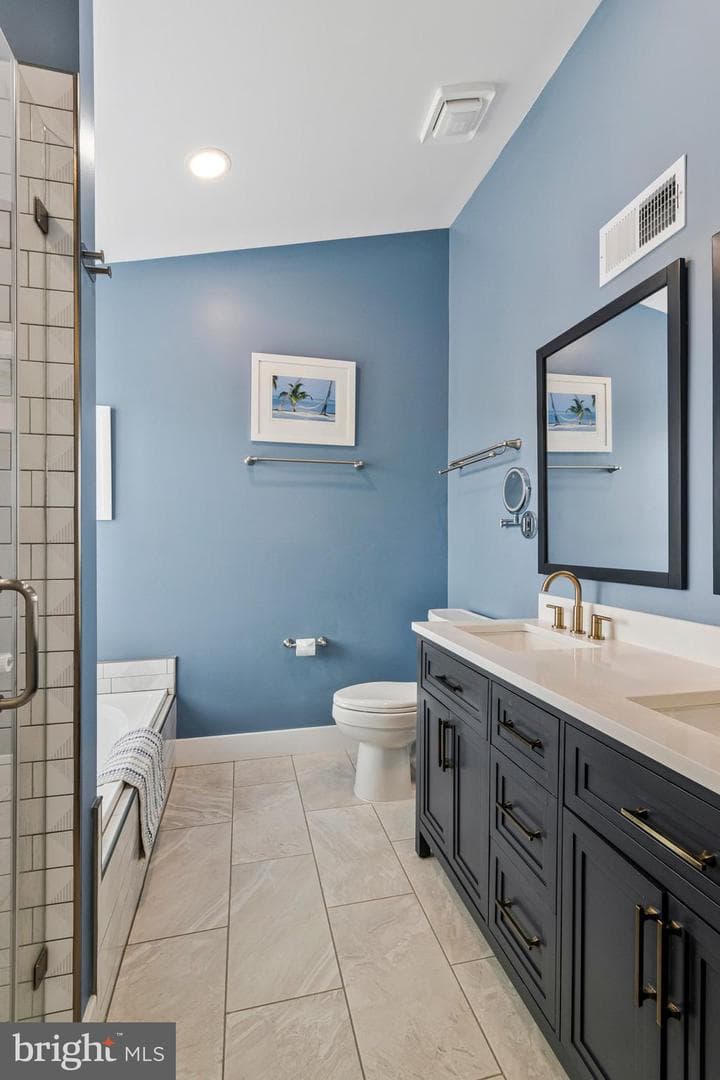 7406 Roudsby Court photo 29