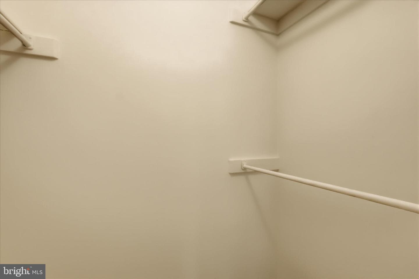 6124 Old Brentford Court photo 22
