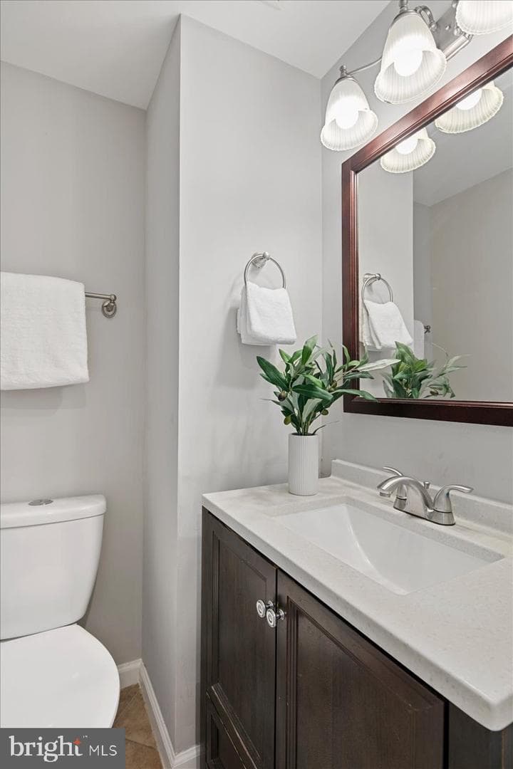 7813 Wintercress Lane photo 27