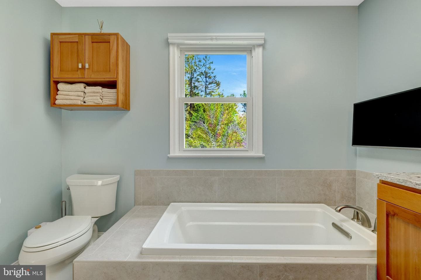 2114 Galloping Way photo 34