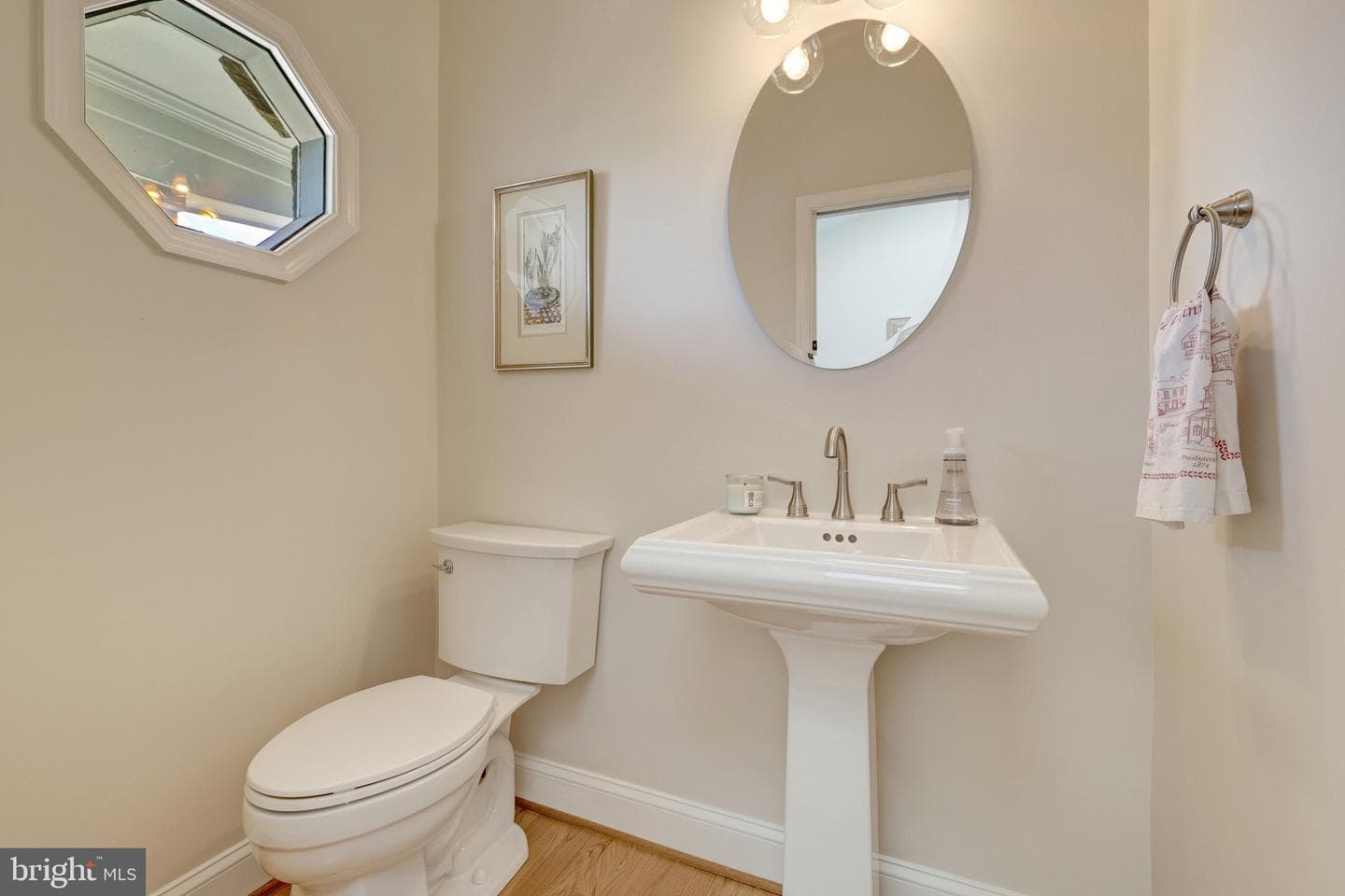 2114 Galloping Way photo 8