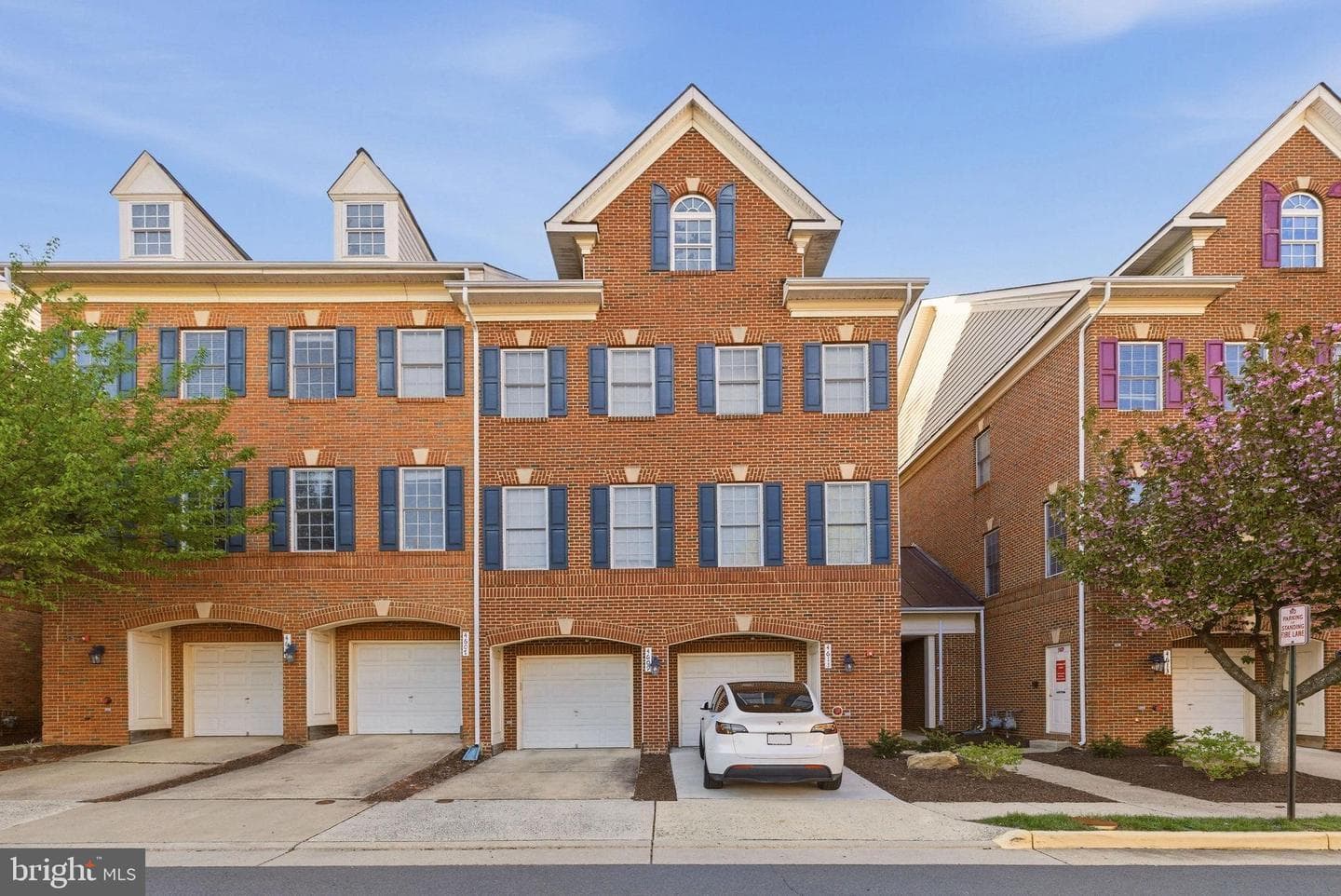 4609 Hummingbird Lane #106 photo 1