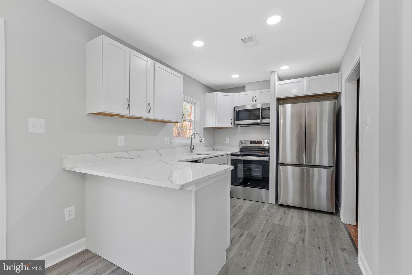 2254 Gunsmith Square photo 2
