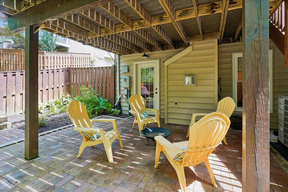 6556 Kelsey Point Circle photo 34