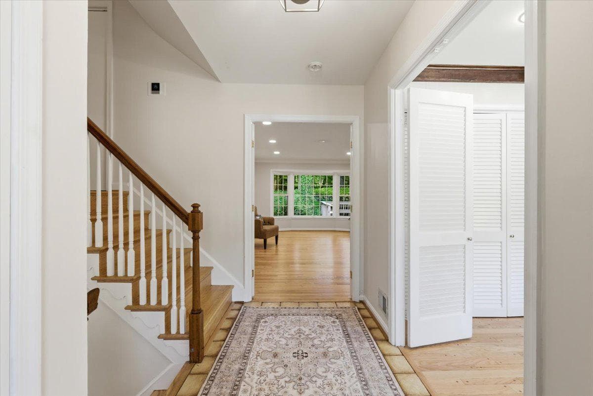 4326 Duncan Drive photo 11
