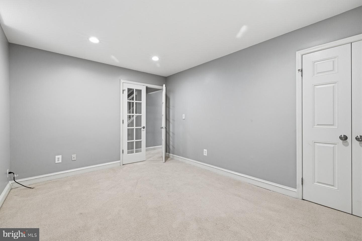 7961 Hidden Bridge Drive photo 32