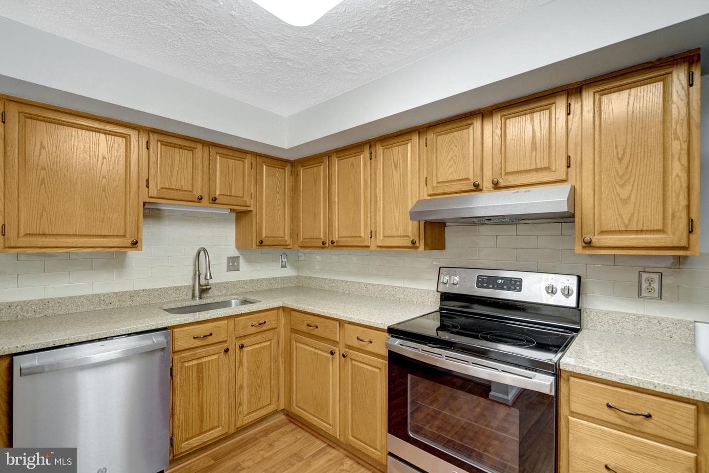 9227 Sheffield Hunt Court photo 14