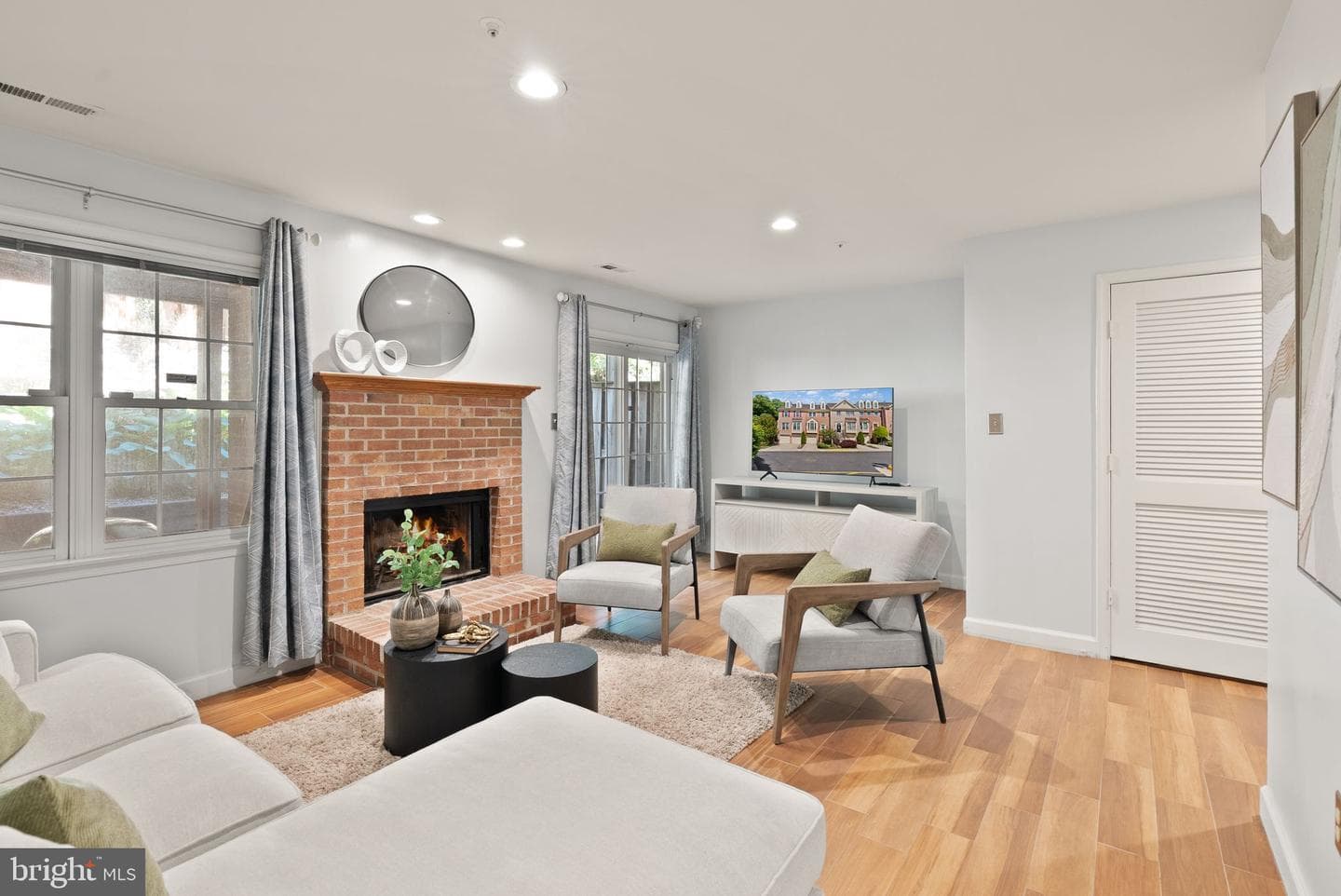 6040 Kelsey Court photo 43