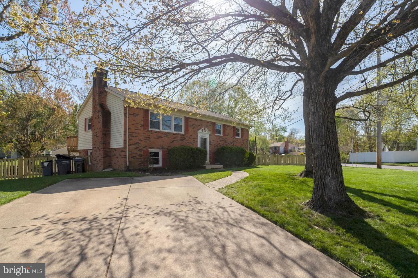 7800 Hayfield Road photo 4