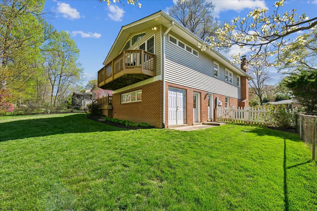 8722 Higdon Drive photo 6