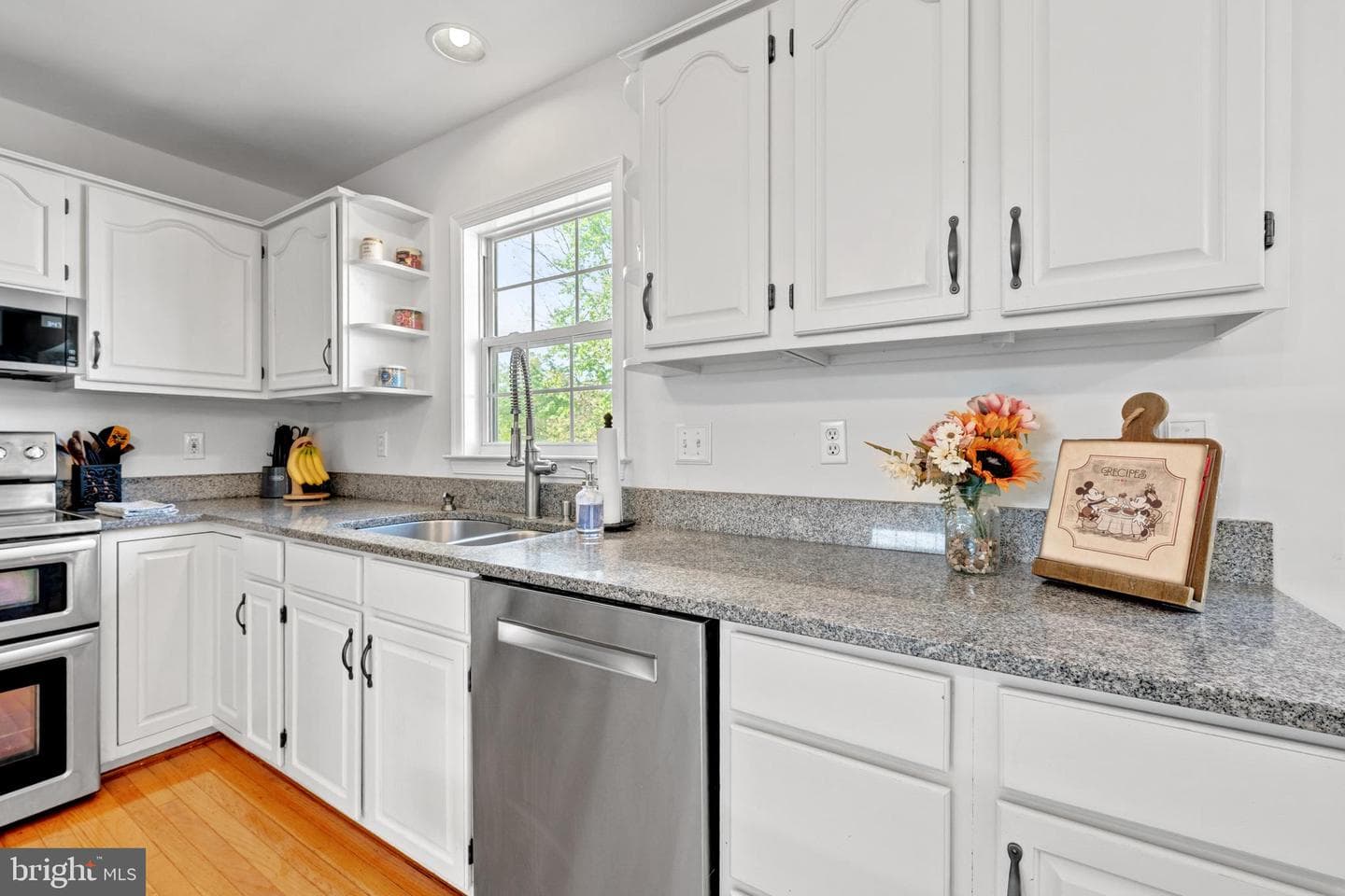 14453 N Slope Street photo 25