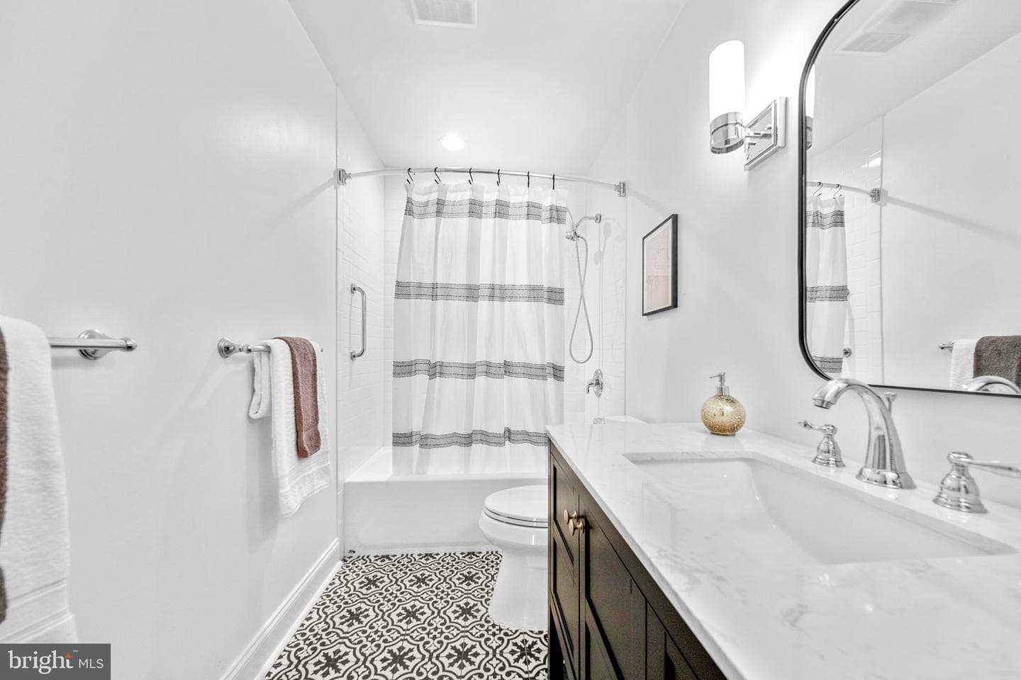 6925 Old Dominion Drive photo 29