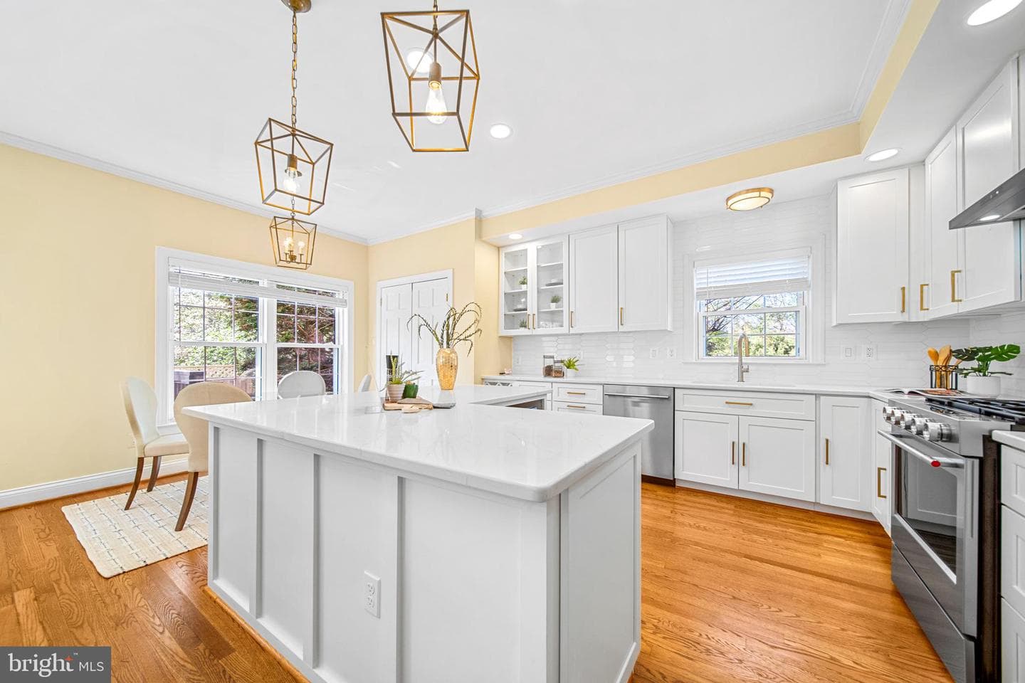 6925 Old Dominion Drive photo 4