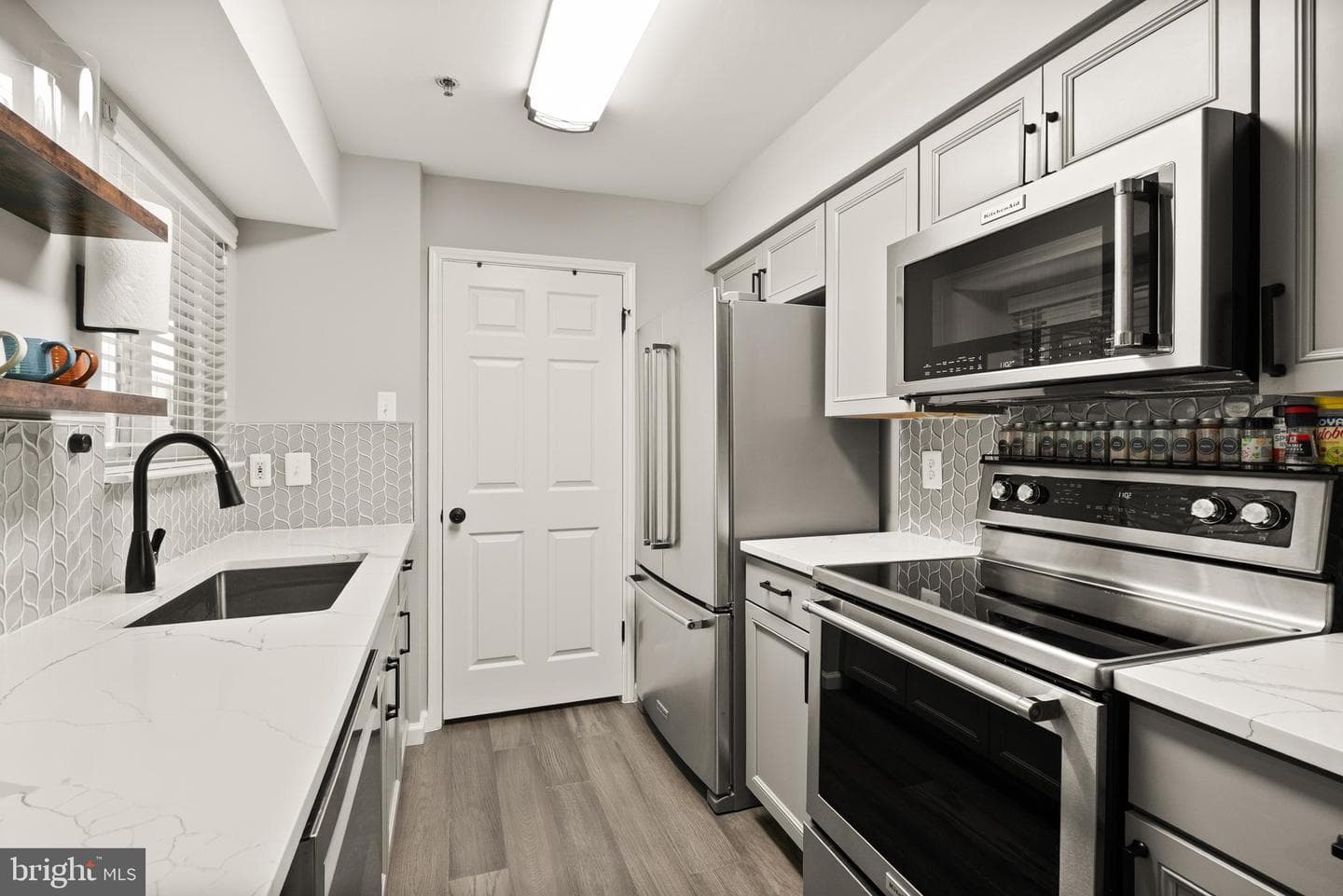 1504 Lincoln Way #406 photo 15