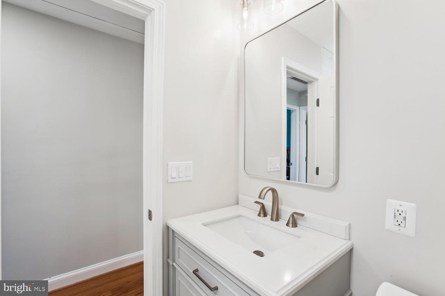 7407 Gatewood Court photo 45