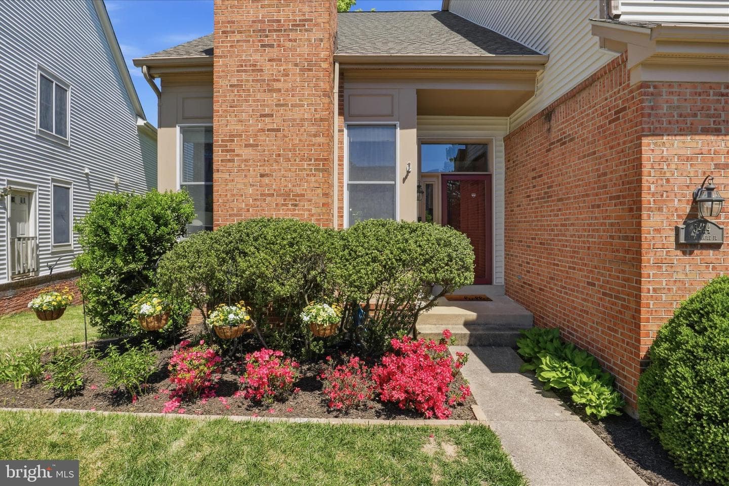 3424 Silver Maple Place photo 4